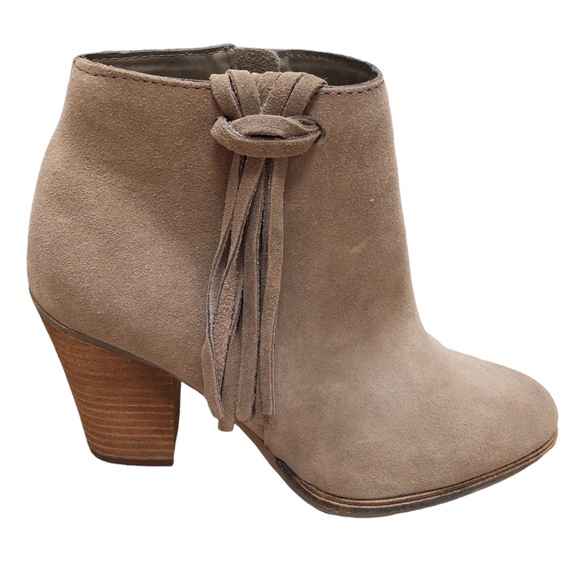 Dolce Vita Shoes - NEW Dolce Vita Beige Suede Ankle Boots with Tassel 7.5